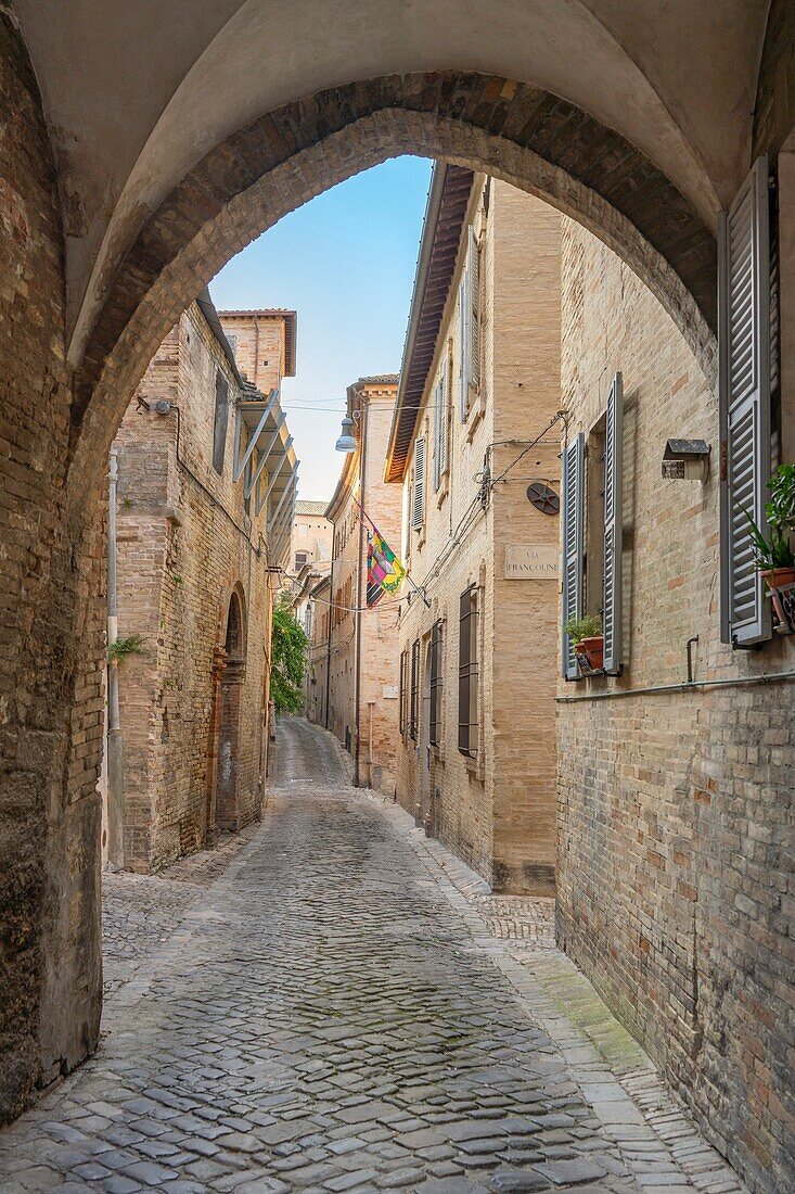 Via Leopardi,Fermo,Ascoli Piceno,Marken,Italien,Europa