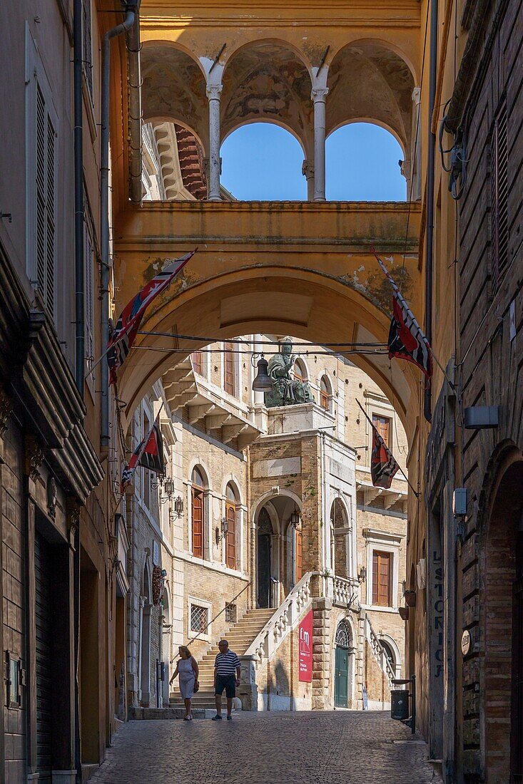 Palazzo dei Priori,Fermo,Ascoli Piceno,Marken,Italien,Europa