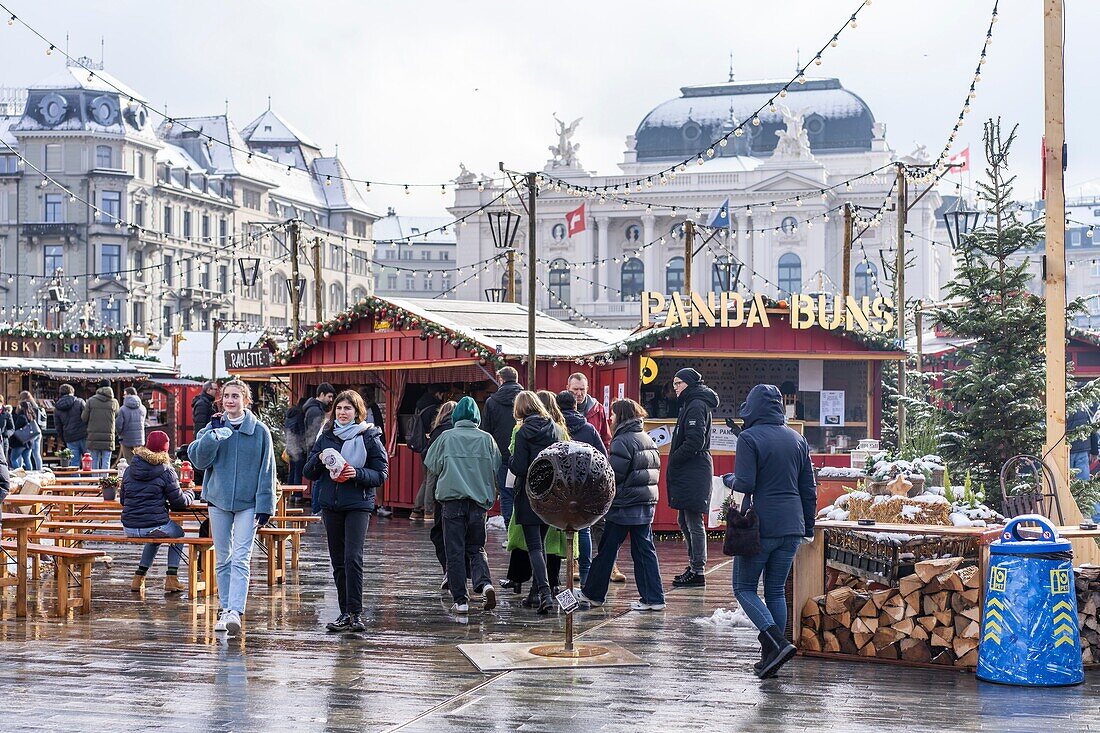 Opernhaus Weihnachtsmarkt,Zürich,Schweiz,Europa