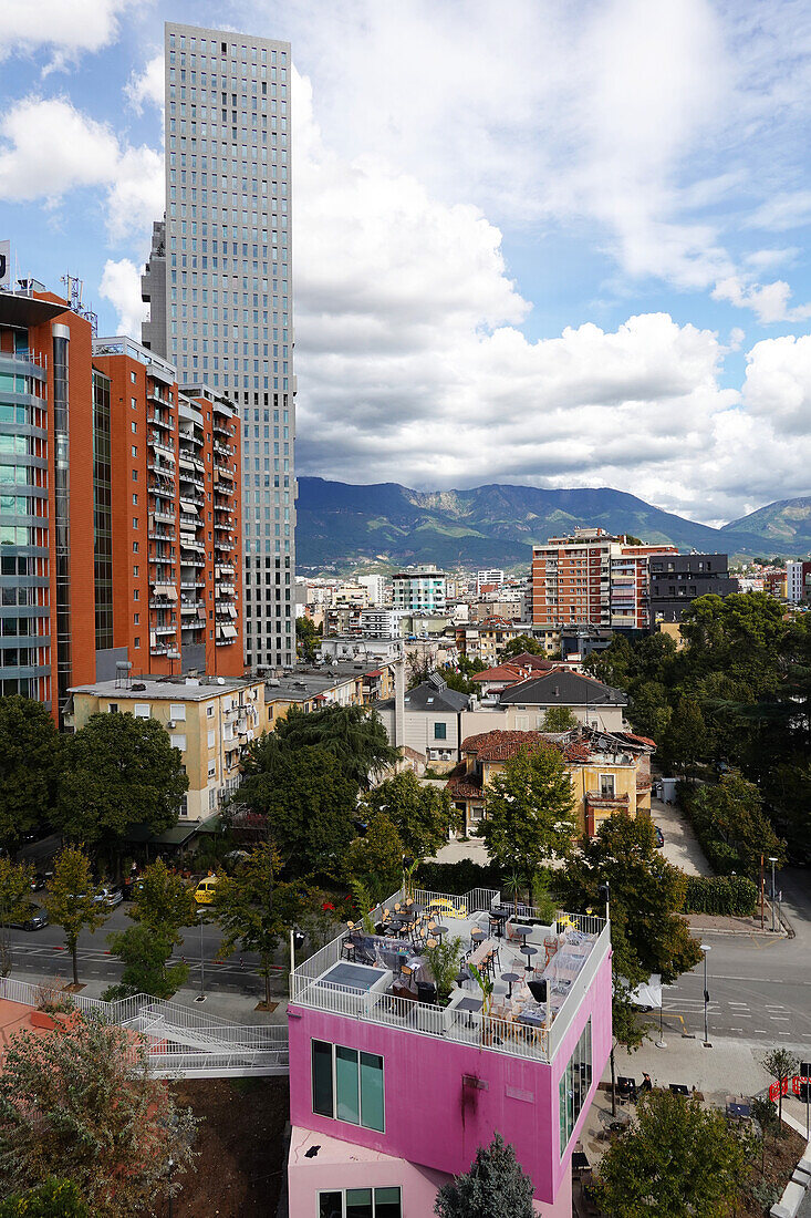 Moderne Architektur im Zentrum von Tirana,Albanien,Europa