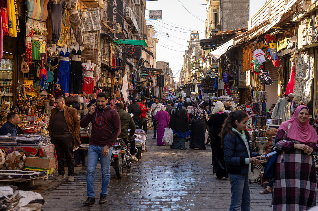 Khan Al-Khalili market, Cairo, Egypt, North Africa, Africa