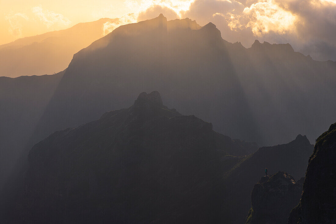 Peaks of Pico do Arieiro at sunset, Funchal, Madeira region, Portugal, Atlantic, Europe