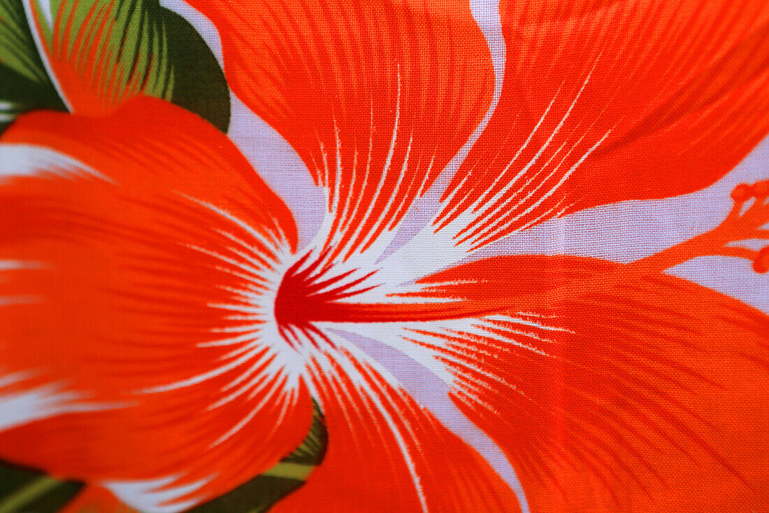 Blumenmuster auf Kleid,Teneriffa,Kanarische Inseln,Spanien,Atlantik,Europa