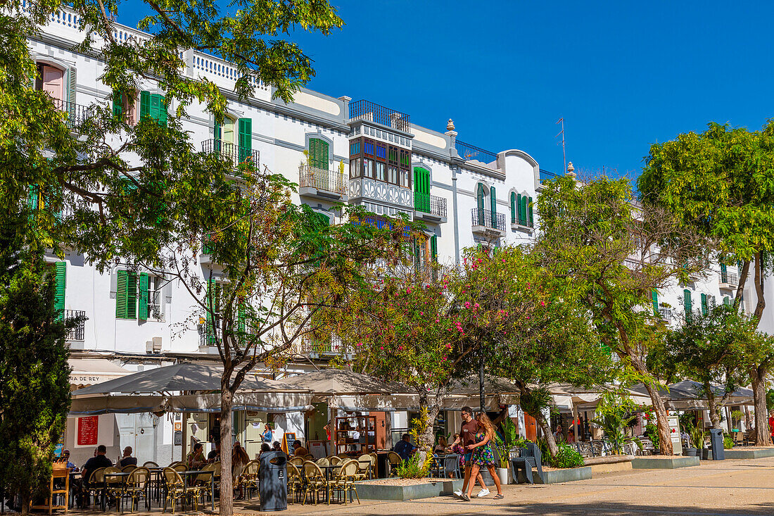 Shops and Restaurants on the Passeig de Vara de Rey, Ibiza Town, Ibiza, Balearic Islands, Spain, Mediterranean, Europe