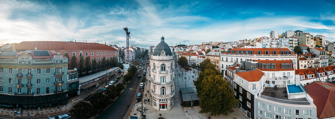 Drohnen-Panoramablick auf den Largo do Intendente Pina Manique in Lissabon,Portugal,Europa