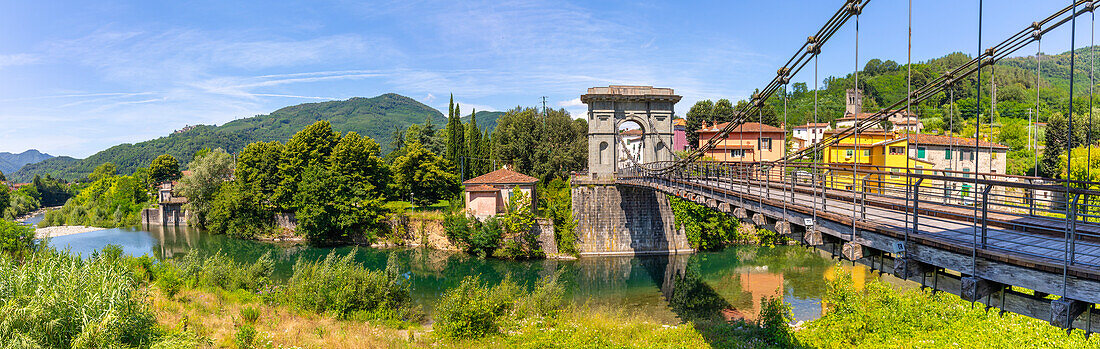 Kettenbrücke,Ponte delle Catene,Fluss Lima,Fornoli,Toskana,Italien,Europa