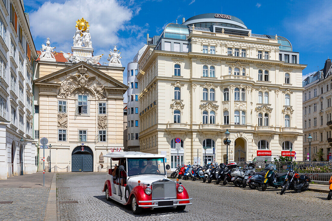 Replica classic car for touring, Am Hof square, Vienna, Austria, Europe