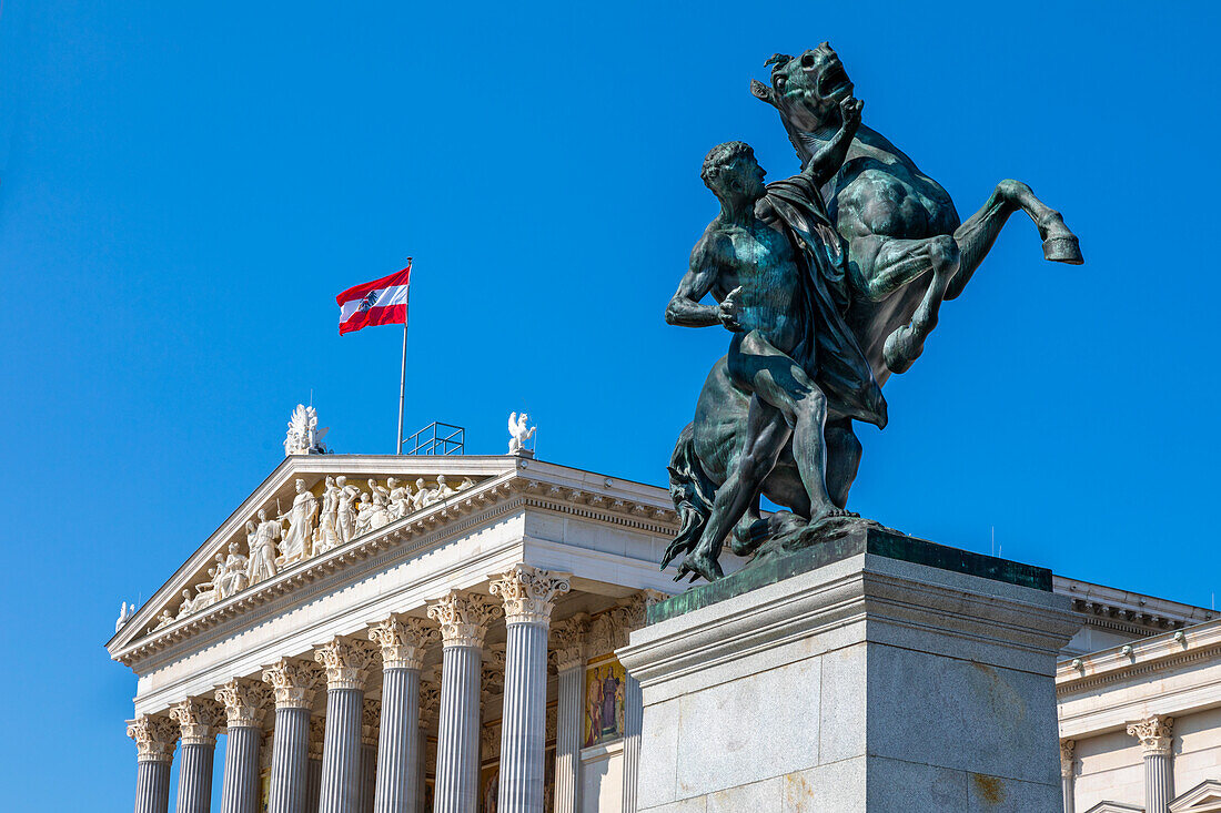 Reiterstandbild,Österreichisches Parlament,UNESCO-Welterbestätte,Wien,Österreich,Europa