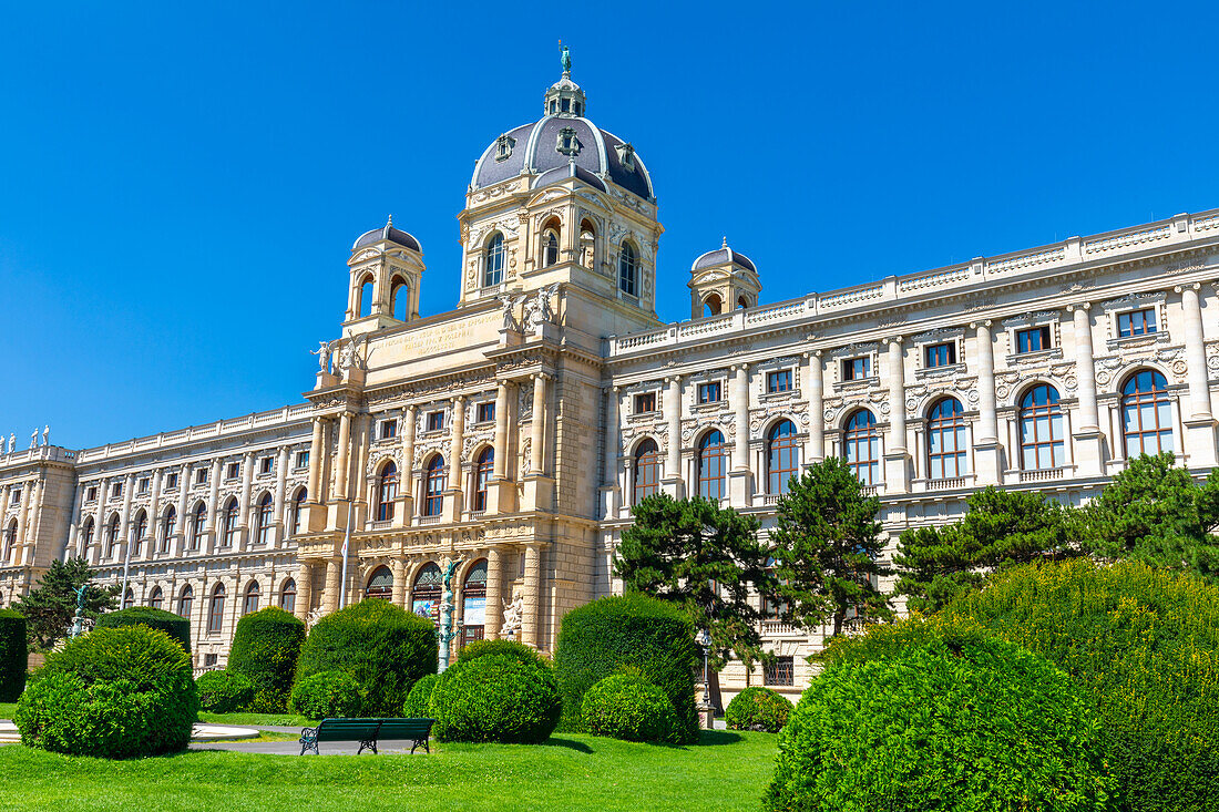 Naturhistorisches Museum (Natural History Museum), Museum Quarter, Vienna, Austria, Europe