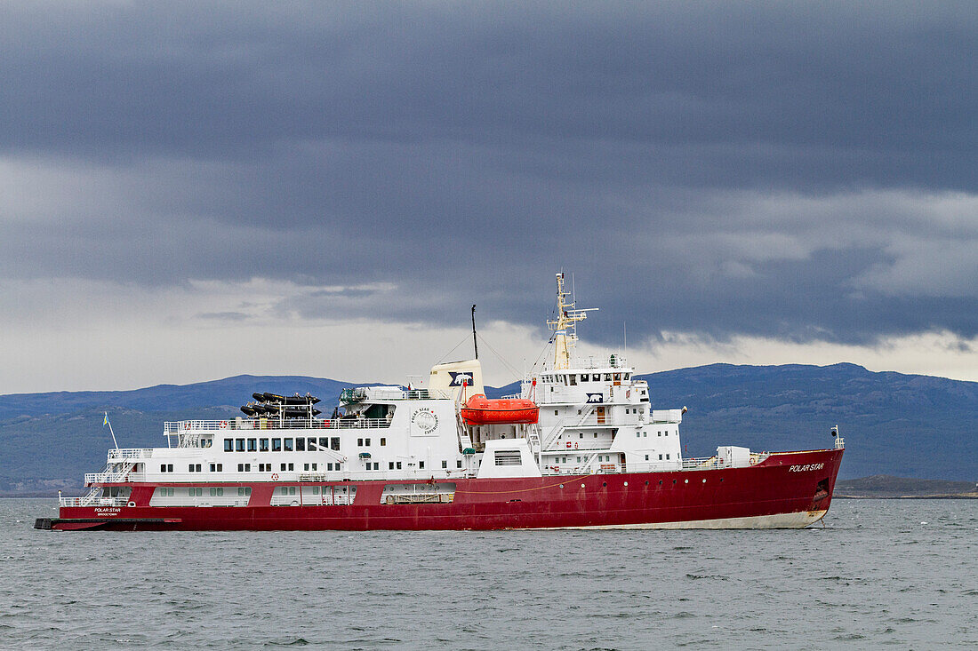 Expeditionsschiff Polar Star auf dem Weg von Ushuaia,Argentinien,zur Antarktischen Halbinsel in der Antarktis,Südpolarmeer,Polargebiete