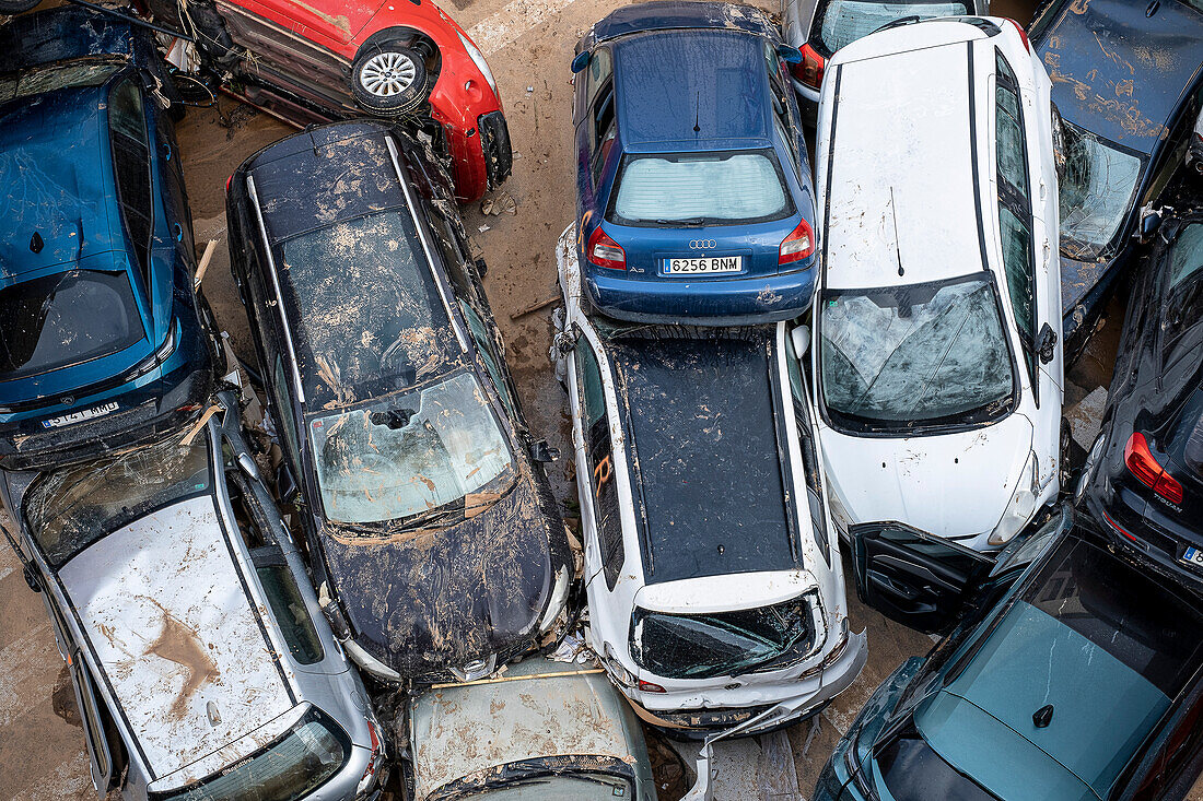 Effects of the DANA floods of October 29, 2024, in Ausias March street, Alfafar, Comunidad de Valencia, Spain