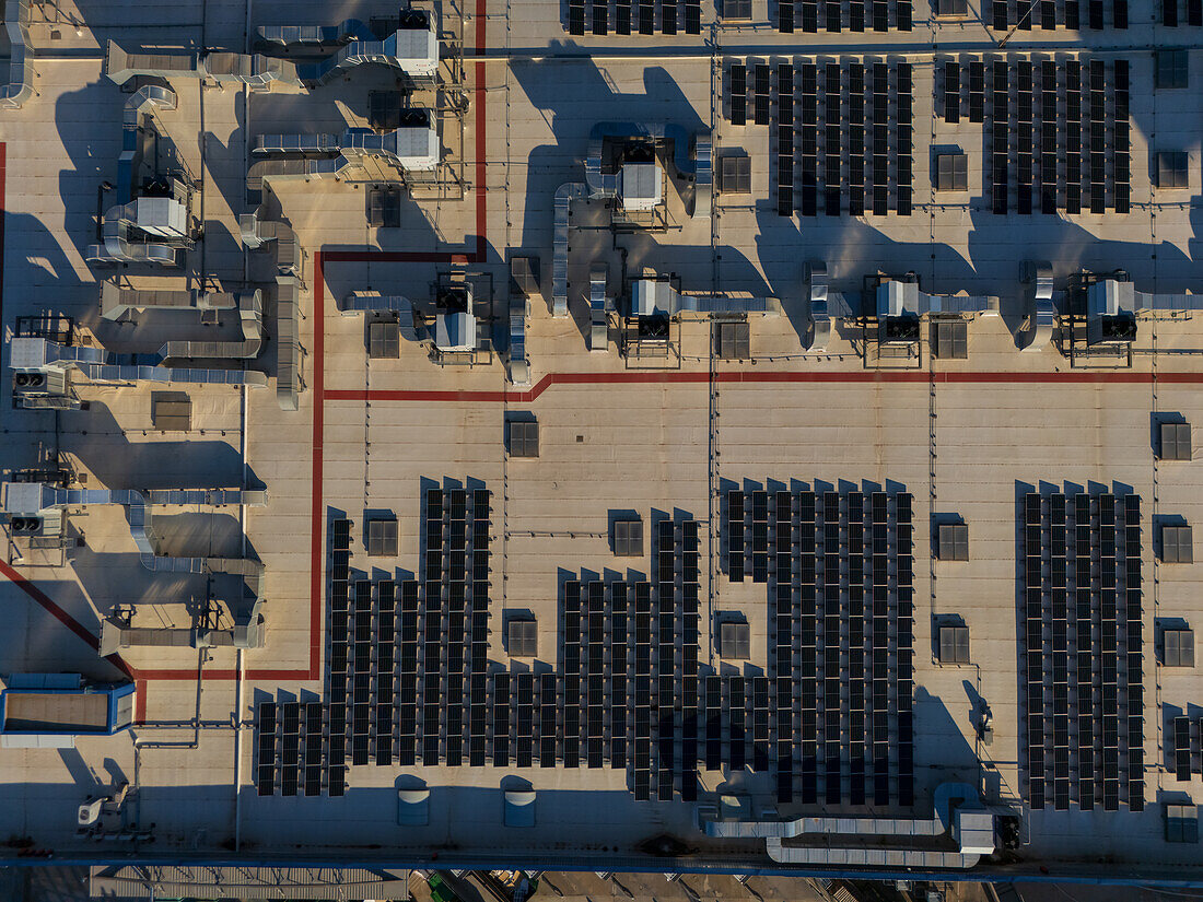 Solar panels on top of a shopping center store