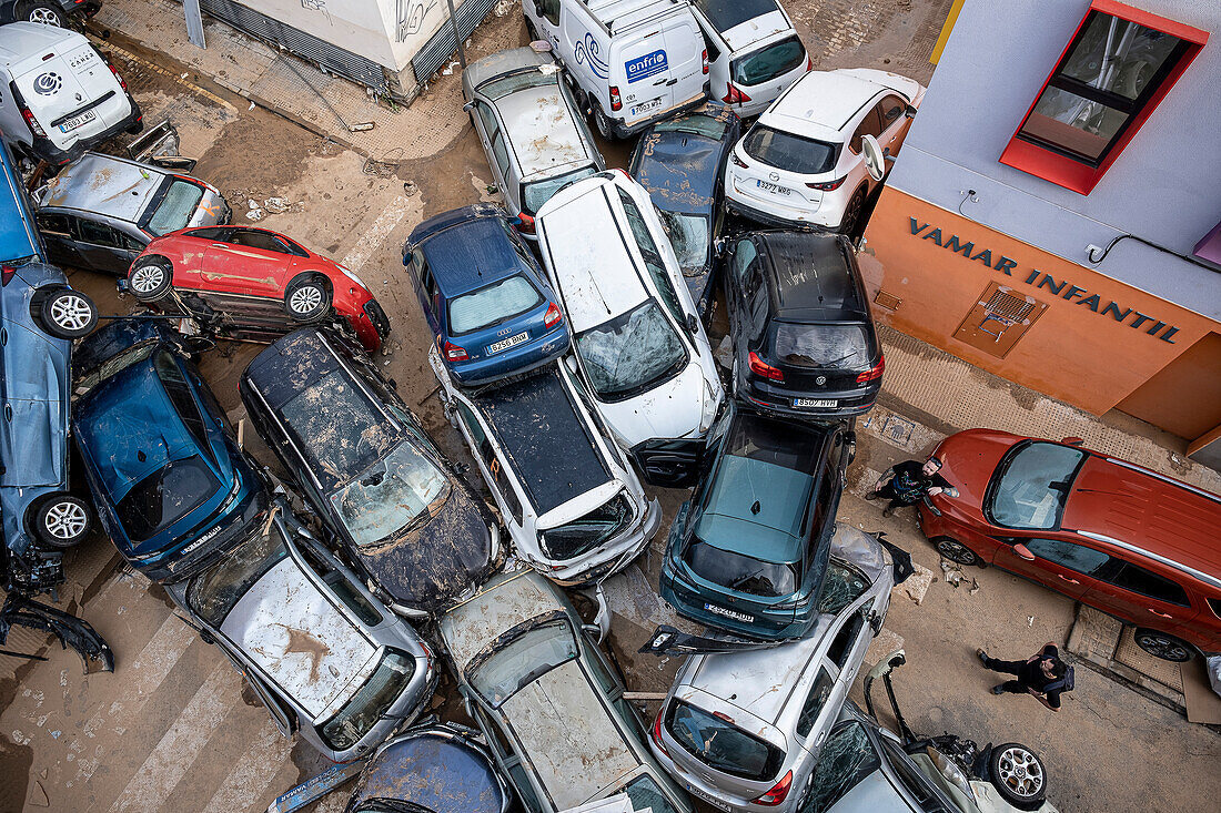 Effects of the DANA floods of October 29, 2024, in Ausias March street, Alfafar, Comunidad de Valencia, Spain