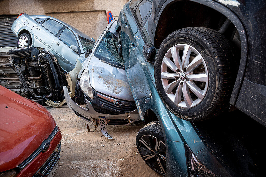 Effects of the DANA floods of October 29, 2024, in Ausias March street, Alfafar, Comunidad de Valencia, Spain