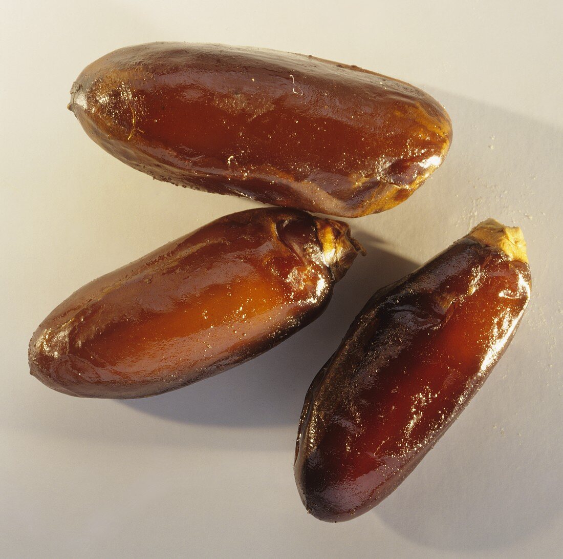 Three dried dates