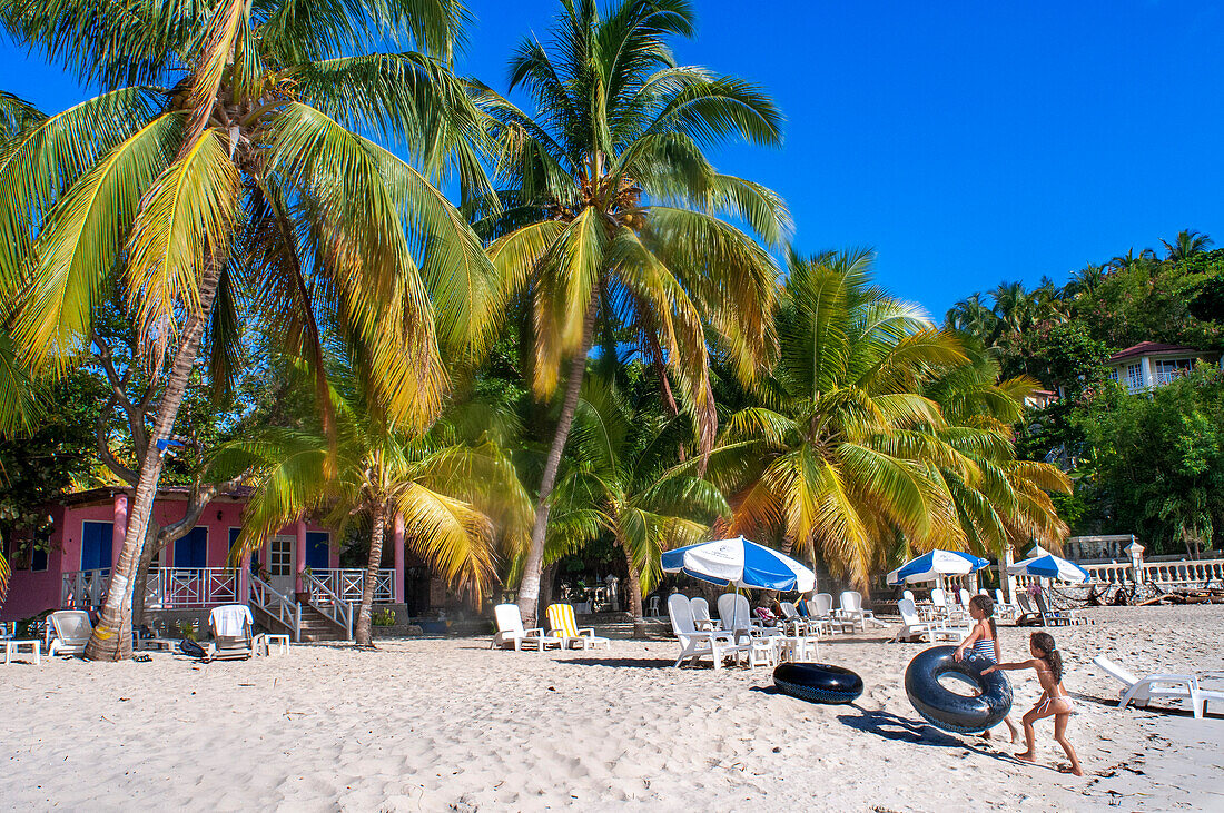 Abaka bay resort waterfront beach in Île-à-Vache, Sud Province, Haiti