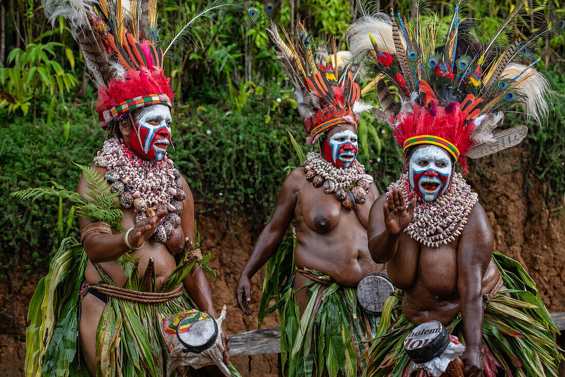 The Moroma Tribe of Papua New Guinea, Highlands Region