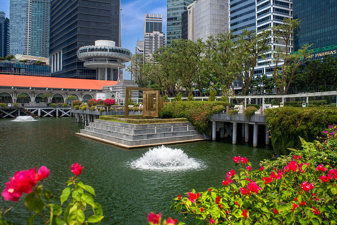 CBD-Gebäude vom Clifford Square, Marina Bay, Central Business District CBD-Gebäude auf der Insel Singapur (Pulau Ujong), Singapur.