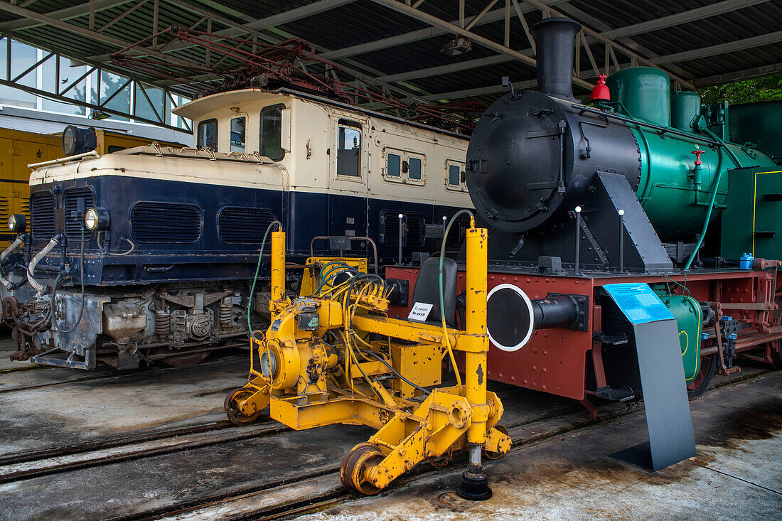 Das Baskische Eisenbahnmuseum, das sich in den Garagen und Werkstätten der ehemaligen Urola-Eisenbahn in Azpeitia, Gipuzkoa, Euskadi, Baskenland, Spanien, befindet.