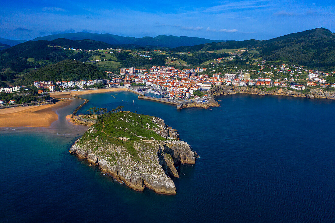 Old town and fishing port of Lekeitio and San Nikolas island in the province of Biscay Basque Country Northern Spain Euskadi Euskalerria