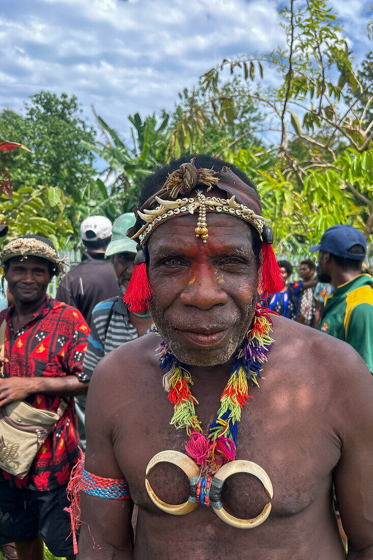 Ceremony for the arrival of the health Minister of Papua New Guinea in Hoskins Airport, New Britain