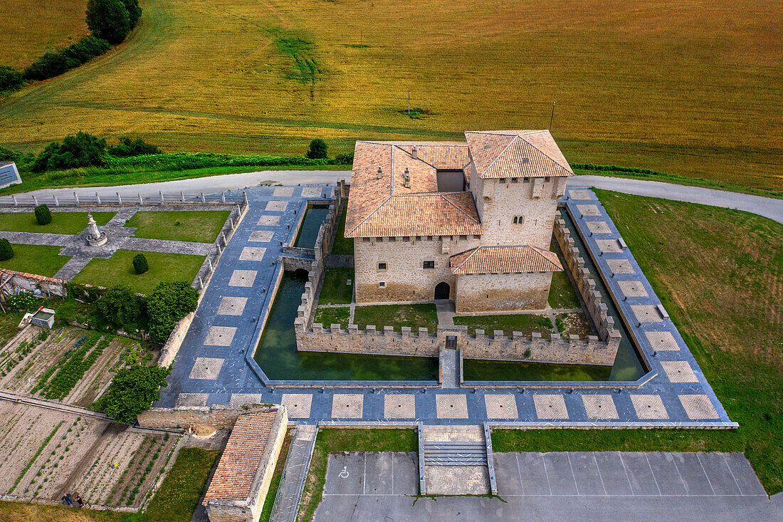 Tower Palace of the Varona, torre de los Varona, 14-15th Century Civil Heritage, Spanish Property of Cultural Interest, Villanañe, Álava, Araba, Euskadi, Spain