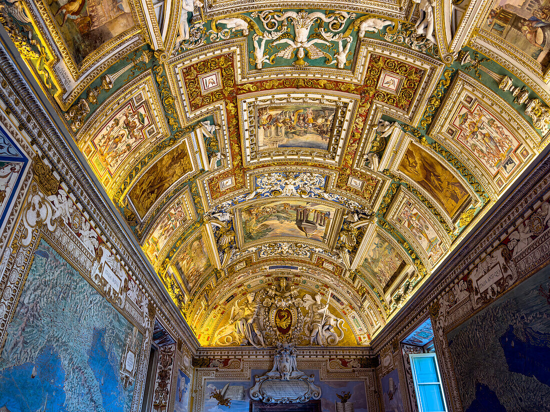 Ornate ceiling of the Gallery of Maps in the Vatican Museums, Vatican City, Rome, Italy.