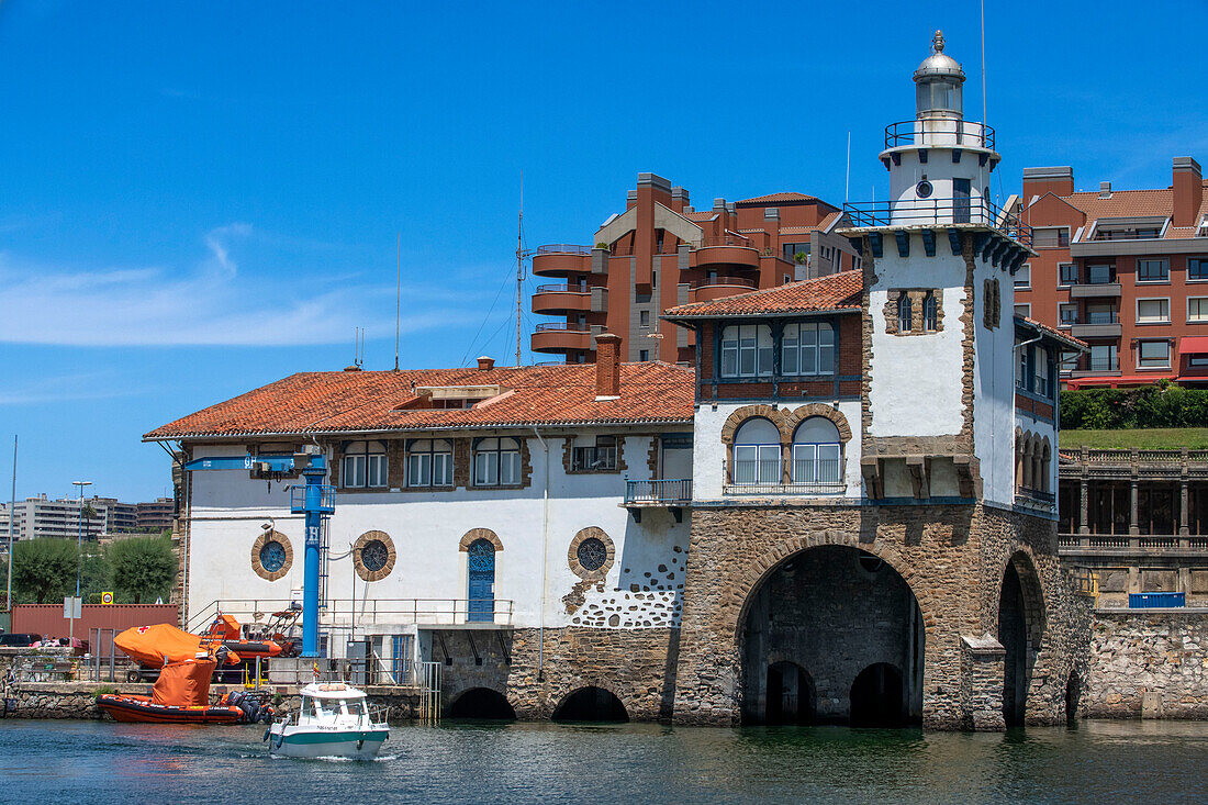 Arriluze Itsasargia lighthouse in Getxo Getxon harbour, Bizkaia, Bilbao province, Basque Country, Euskadi, Spain.