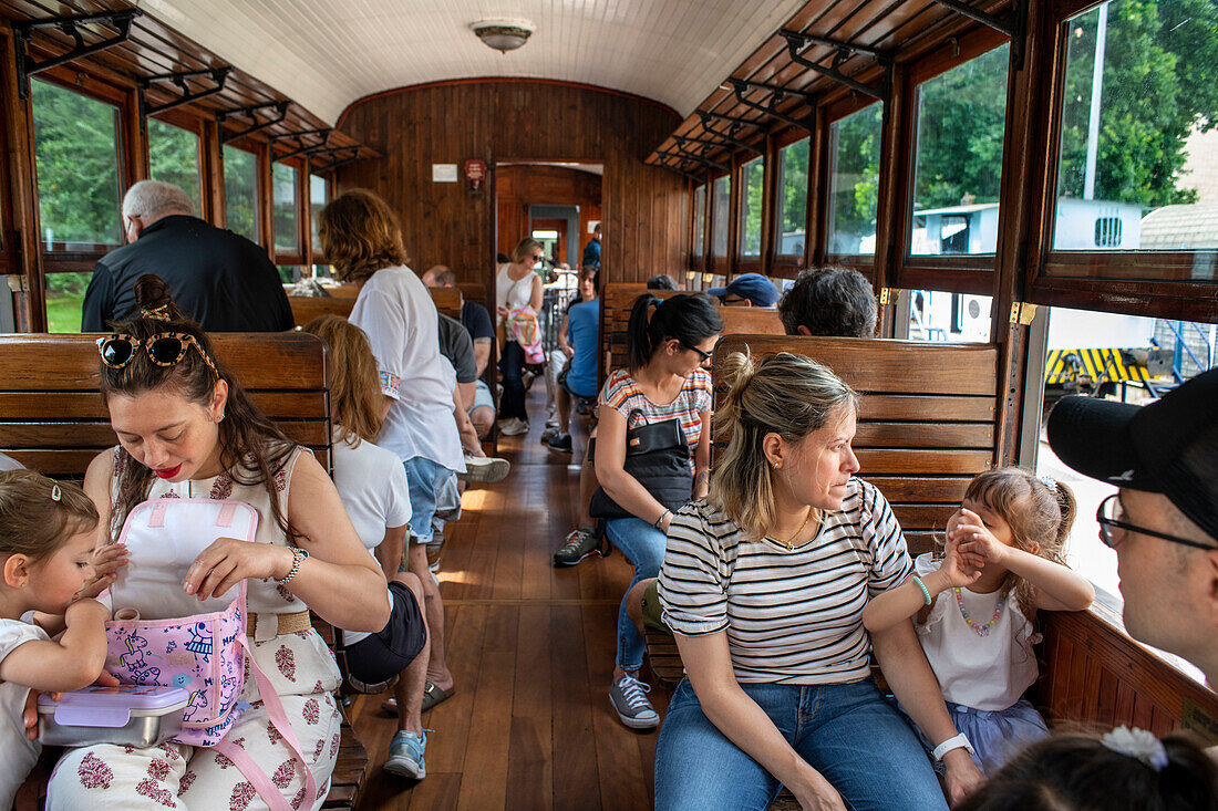 Alter Dampfzugwagen von Azpeitia im Baskischen Eisenbahnmuseum, einem der bedeutendsten seiner Art in Europa. Eisenbahngeschichte von Euskadi in Azpeitia, Gipuzkoa, Euskadi, Baskenland, Spanien.