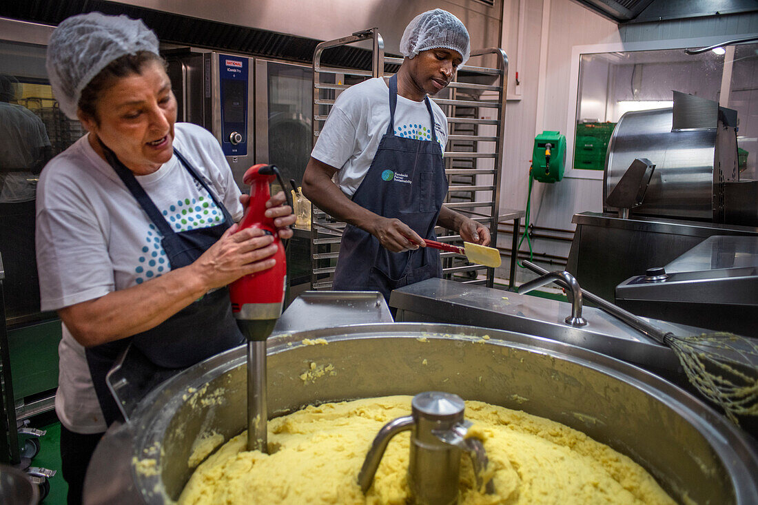 Kitchens for preparing pre-cooked food to distribute among the poorest, Vilassar de Dalt, Ferrer Sustainability Foundation, Barcelona, Spain, Europe. The Ferrer Sustainability Foundation is a non-profit organisation that aims to transform lives and work towards a more equitable and fair society through social cohesion and environmental preservation. We carry out our work through two major projects: Ferrer for Food and Green for Good, through which we seek to generate the greatest impact for the benefit of people and the planet.