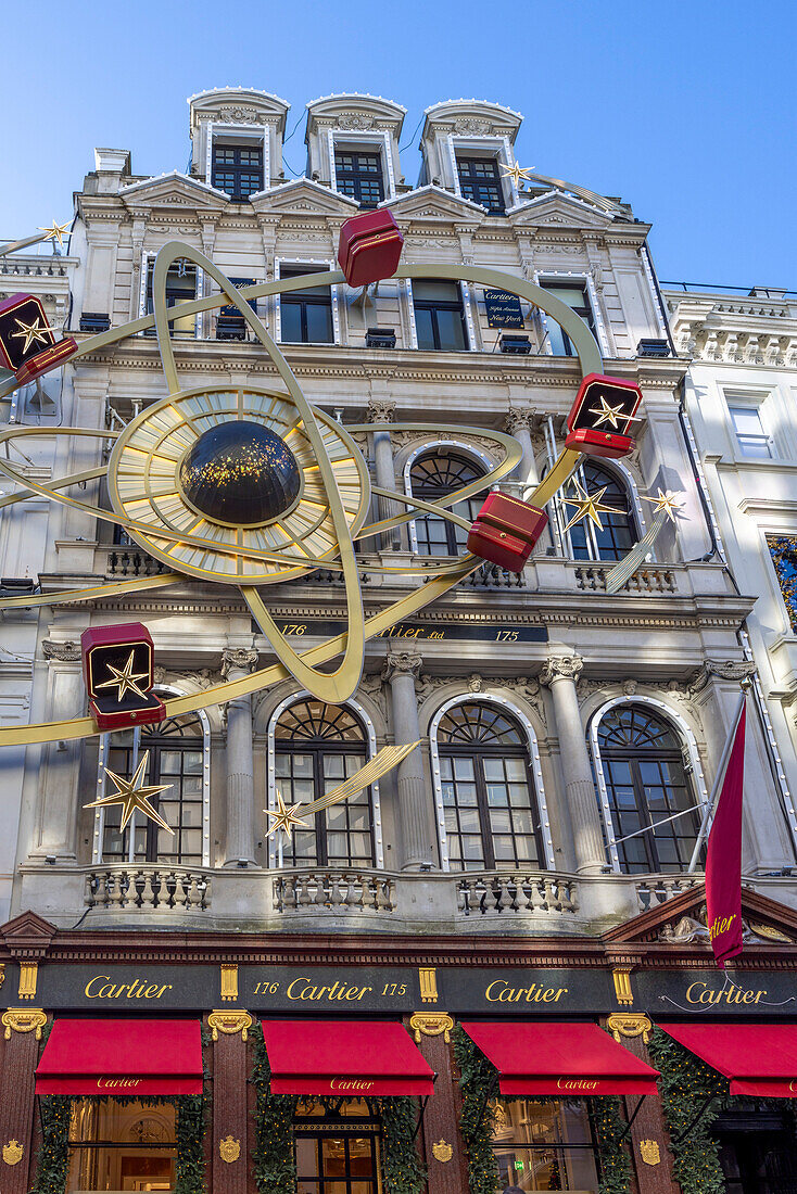 Cartier London New Bond Street Shop with Christmas Decorations, London, England, United Kingdom