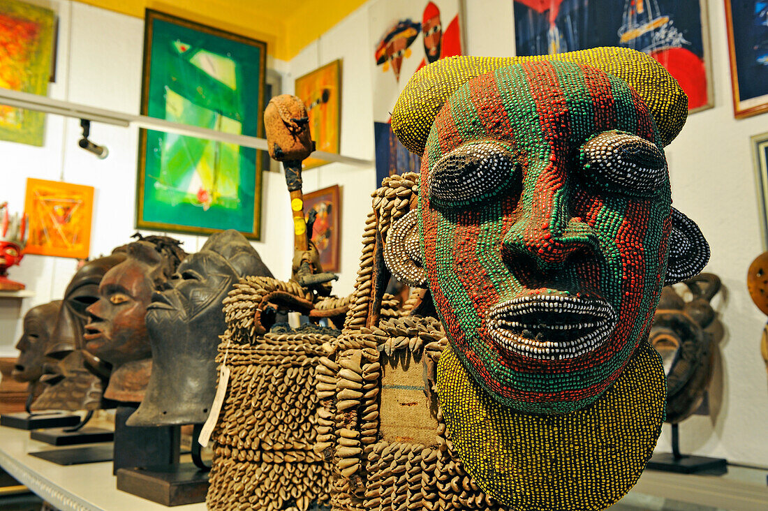 Bamileke beaded mask from Cameroon, Galerie Antenna, African arts, 9 Felix Faure Street, Dakar, Senegal, West Africa