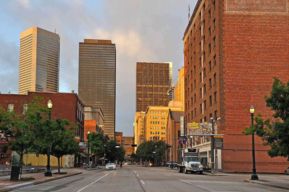 Sam Houston Hotel in der Prairie Street, Downtown Houston, Texas, Vereinigte Staaten von Amerika