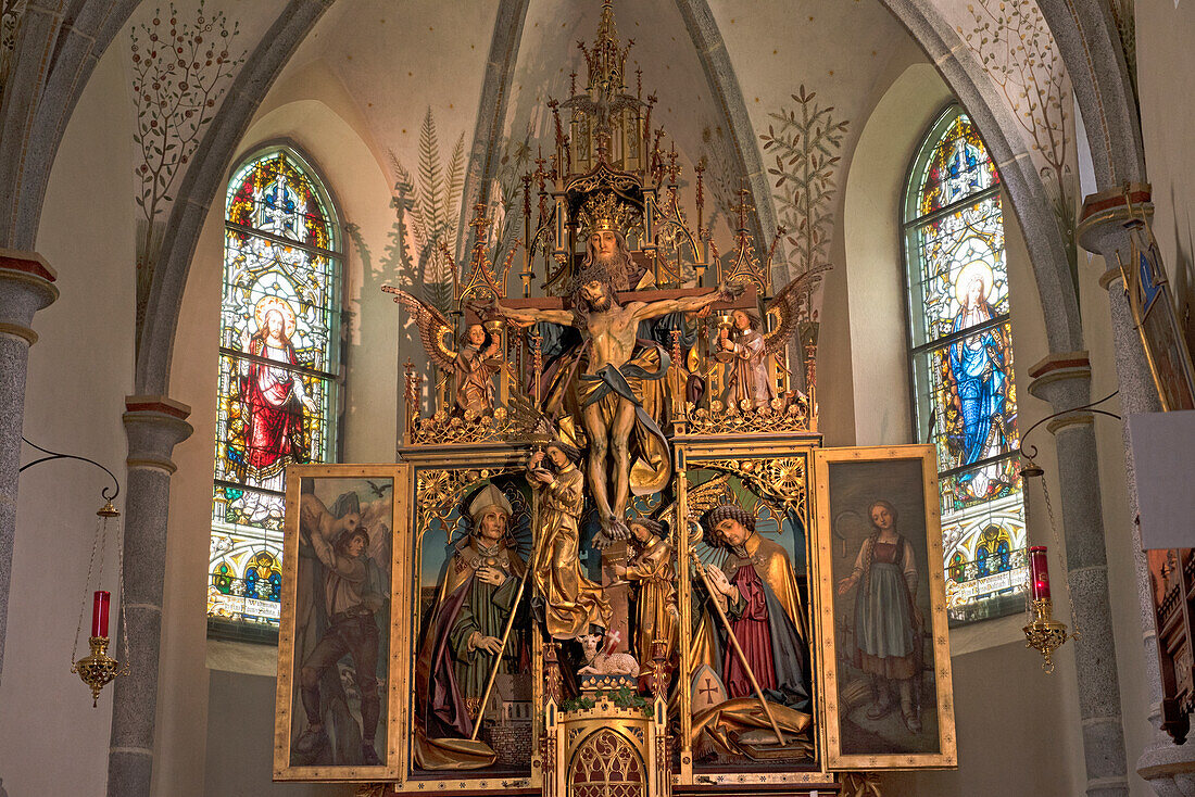 Retabel in der Kirche von Riva di Tures (Rein in Taufers), Rivatal (Reintal), Südtirol (Alto Adige), Italien