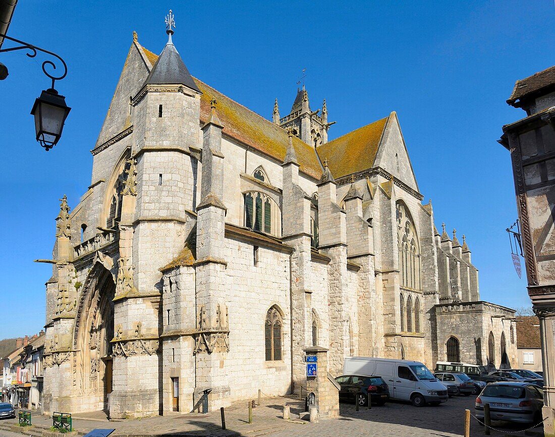 France, Seine et Marne, Egyptian Region, Moret sur Loing, Centre Ville, Church