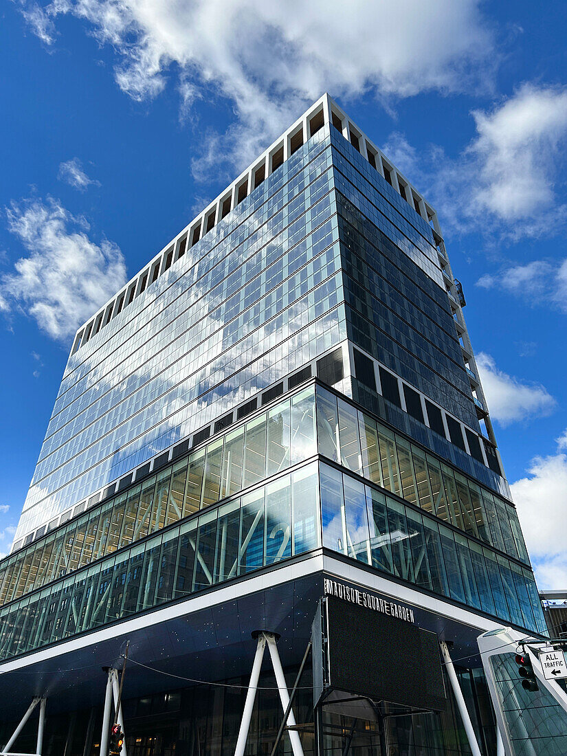 Low angle view of 2 Penn Plaza or 2Penn, with access to Madison Square Garden, Seventh Avenue, New York City, New York, USA