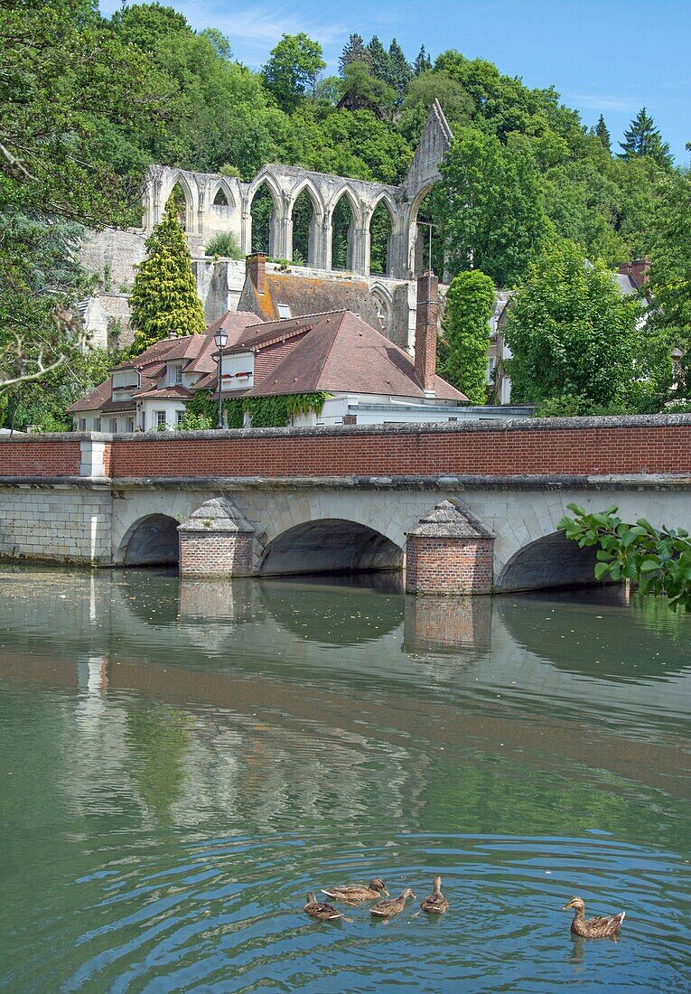 Frankreich, Eure, Beaumont le Roger, die Ruinen des Gebetshauses der Sainte Trinite