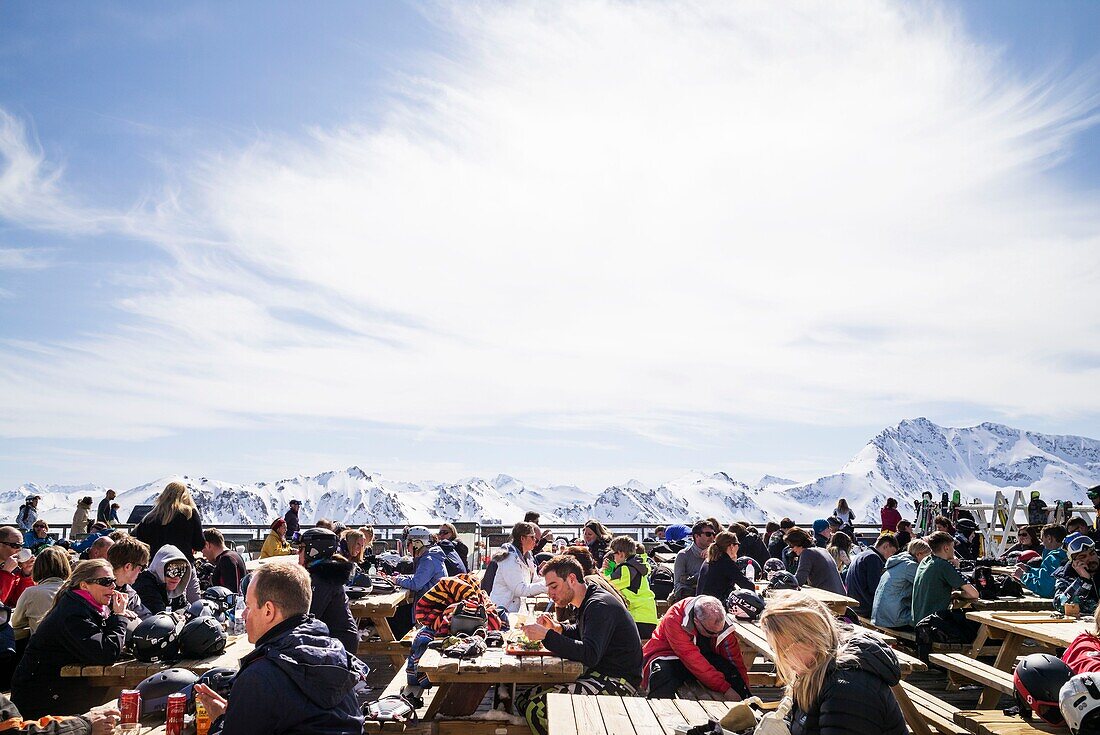 Frankreich, Savoyen, Tarentaise-Tal, Skigebiet Tignes, Höhenrestaurant Le Panoramic (3032m), Familie Bouvier