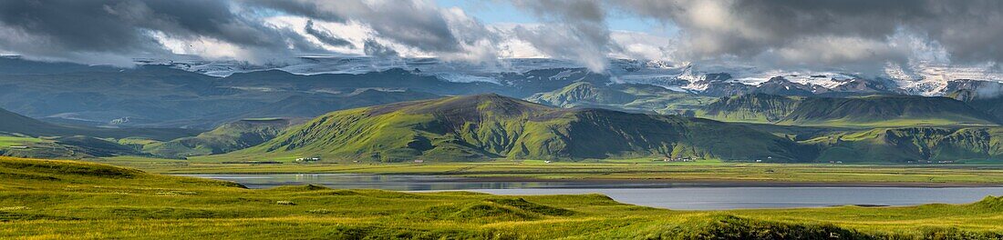 Iceland, Southern Region, Vik, Myrdalsjokull glacier
