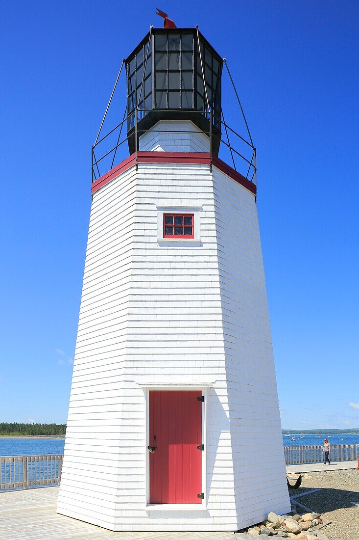 Canada, New Brunswick, Charlotte County, St. Andrews, Pendlebury Lighthouse (built 1833)