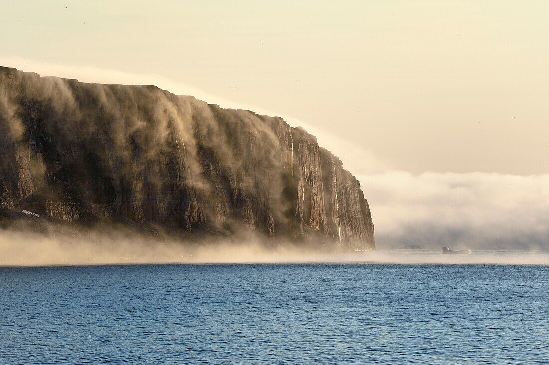 Greenland, North West coast, Murchison sund north of Baffin Bay, Hakluyt Island cliffs off the western shore of Kiatak (Northumberland Island)