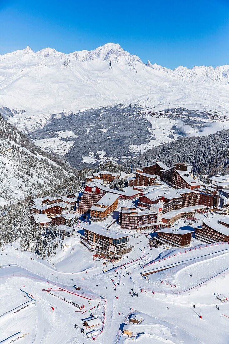 France, Savoie, Vanoise massif, valley of Haute Tarentaise, Les Arcs 2000, part of the Paradiski area, view of the Mont Blanc (4810m) and La Rosiere resort (aerial view)