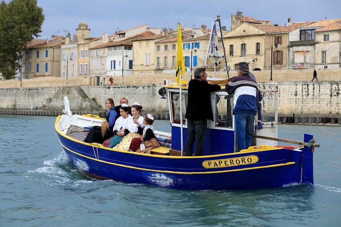 France, Bouches du Rhone, Arles, district of Trinquetaille, first day of rice, arrival of Marine Arnaud ambassador of rice boat on the Rhone