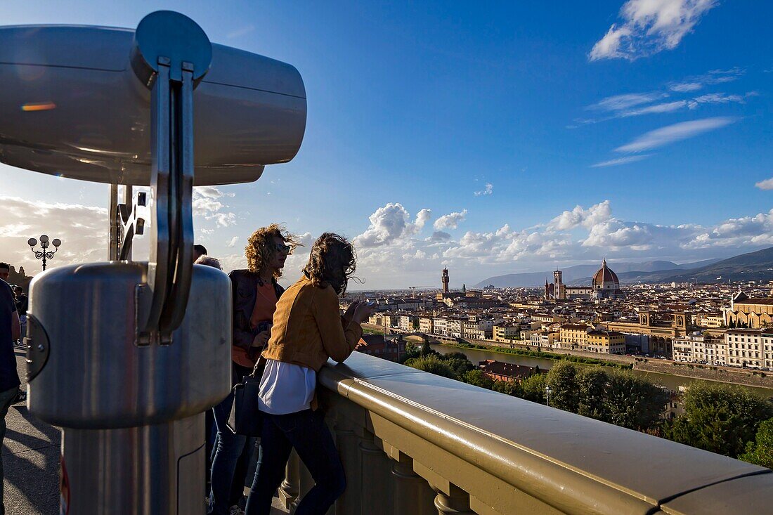 Italien, Toskana, Florenz, historisches Zentrum, von der UNESCO zum Weltkulturerbe erklärt, Piazzale Michelangelo, Gesamtansicht von Florenz