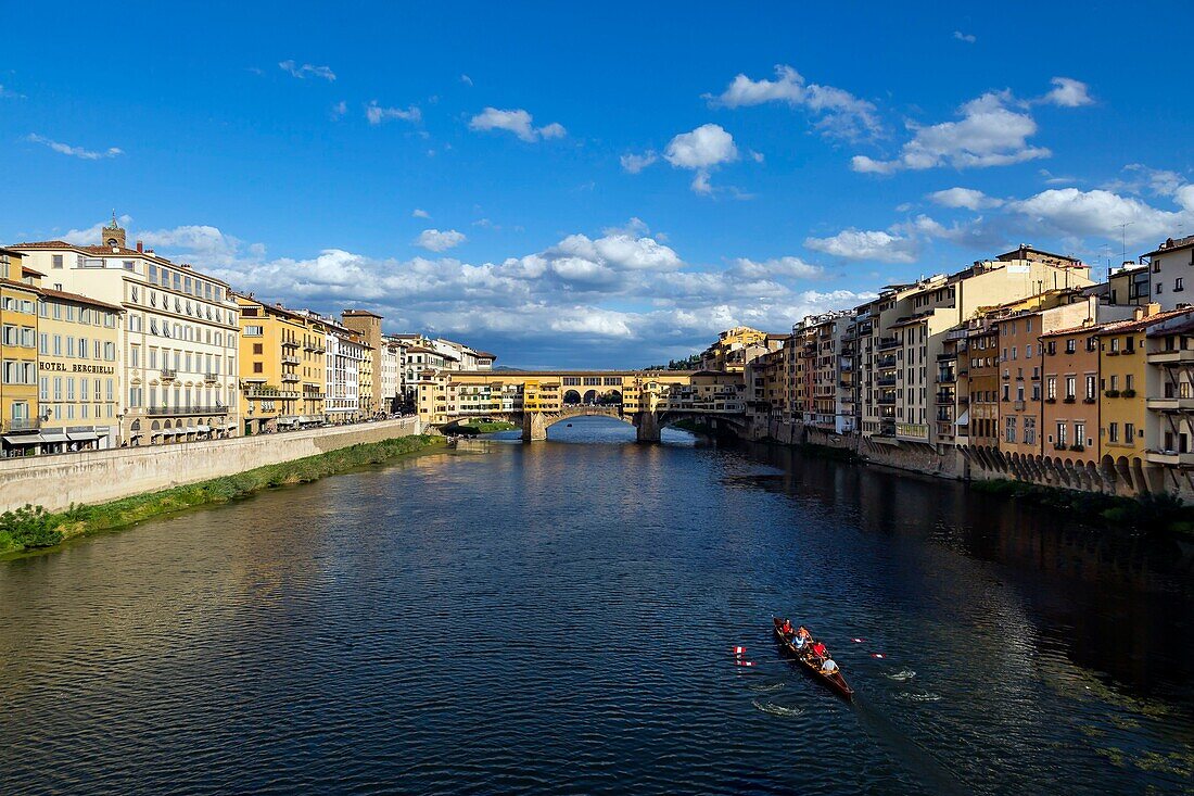 Italien, Toskana, Florenz, historisches Zentrum, von der UNESCO zum Weltkulturerbe erklärt, Ponte Vecchio am Arno