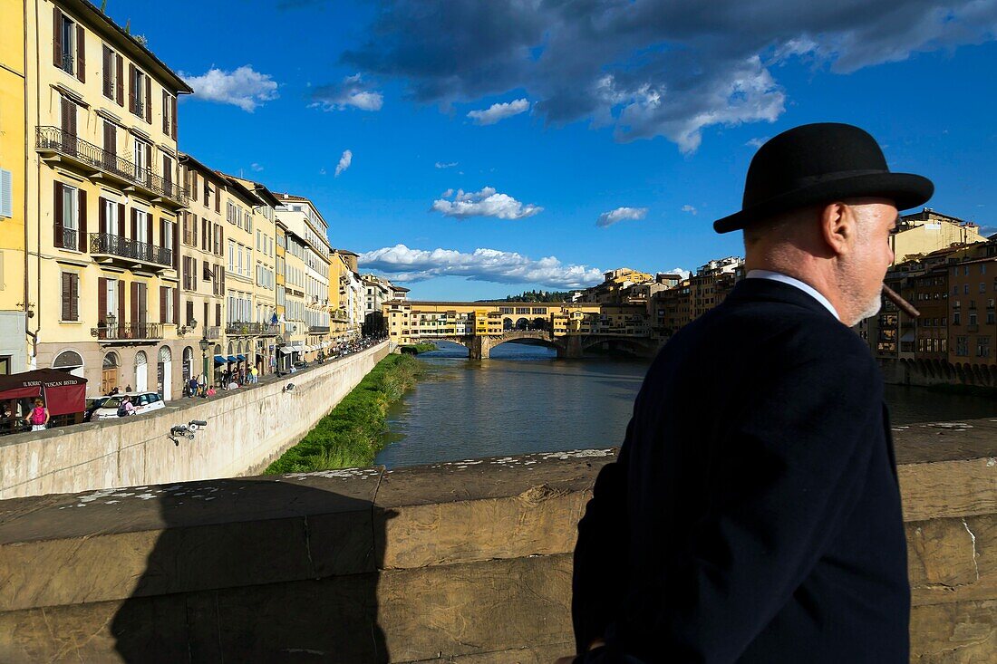 Italien, Toskana, Florenz, historisches Zentrum, von der UNESCO zum Weltkulturerbe erklärt, Ponte Vecchio am Arno