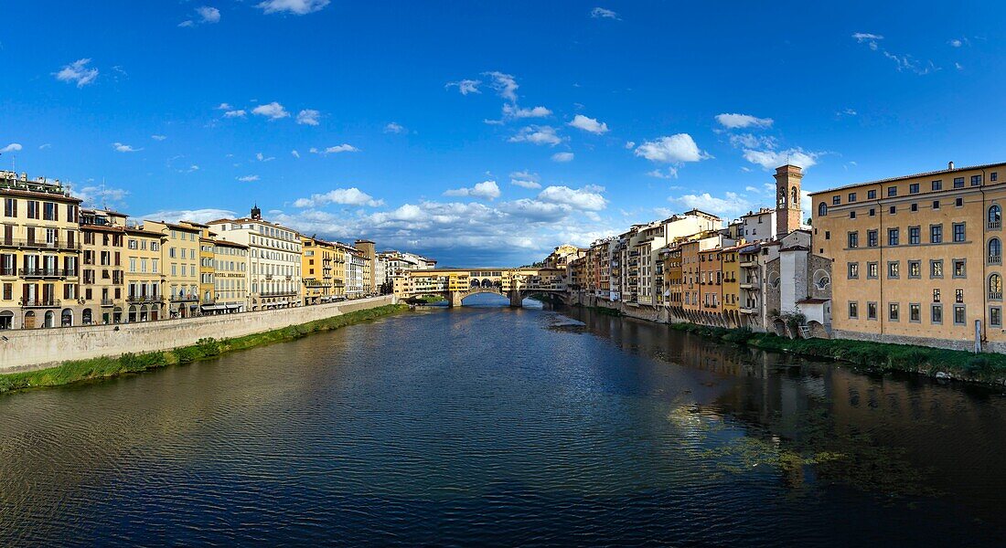 Italien, Toskana, Florenz, historisches Zentrum, von der UNESCO zum Weltkulturerbe erklärt, Ponte Vecchio am Arno