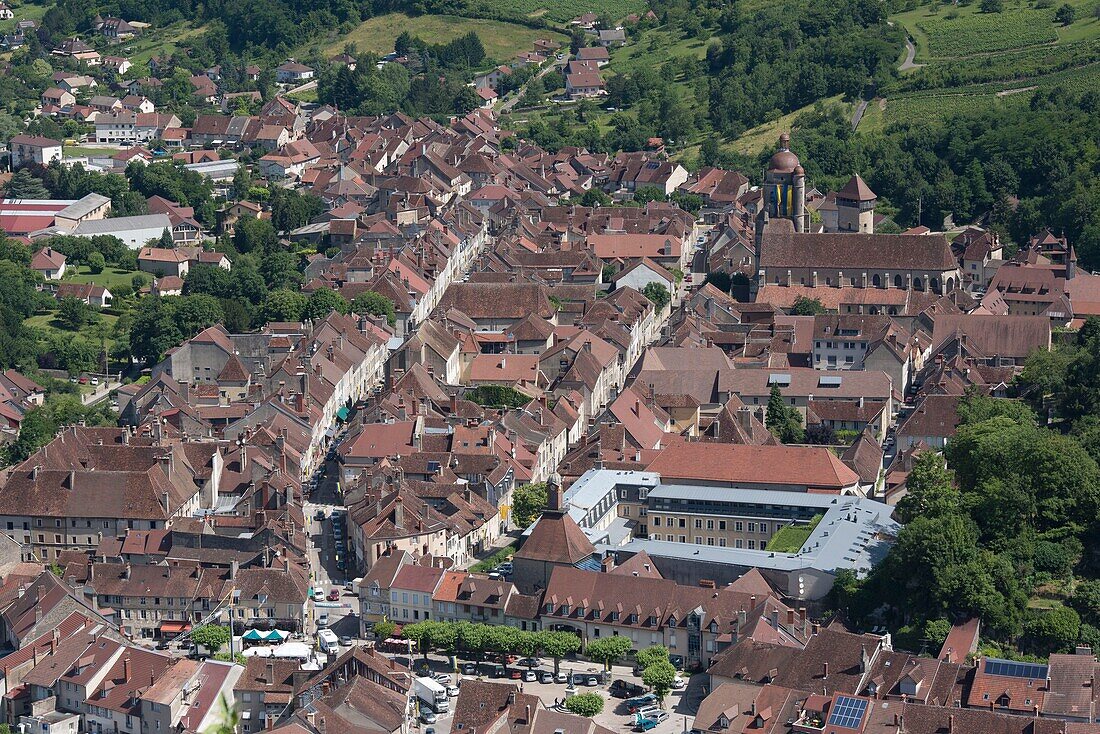 Frankreich, Jura, Poligny, Gesamtansicht vom Dan-Kreuz aus