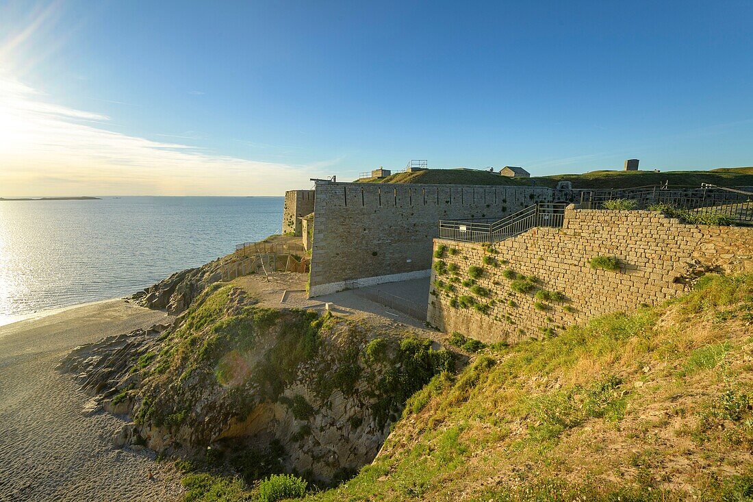 France, Morbihan, Saint-Pierre-Quiberon, Fort Penthièvre at sunset