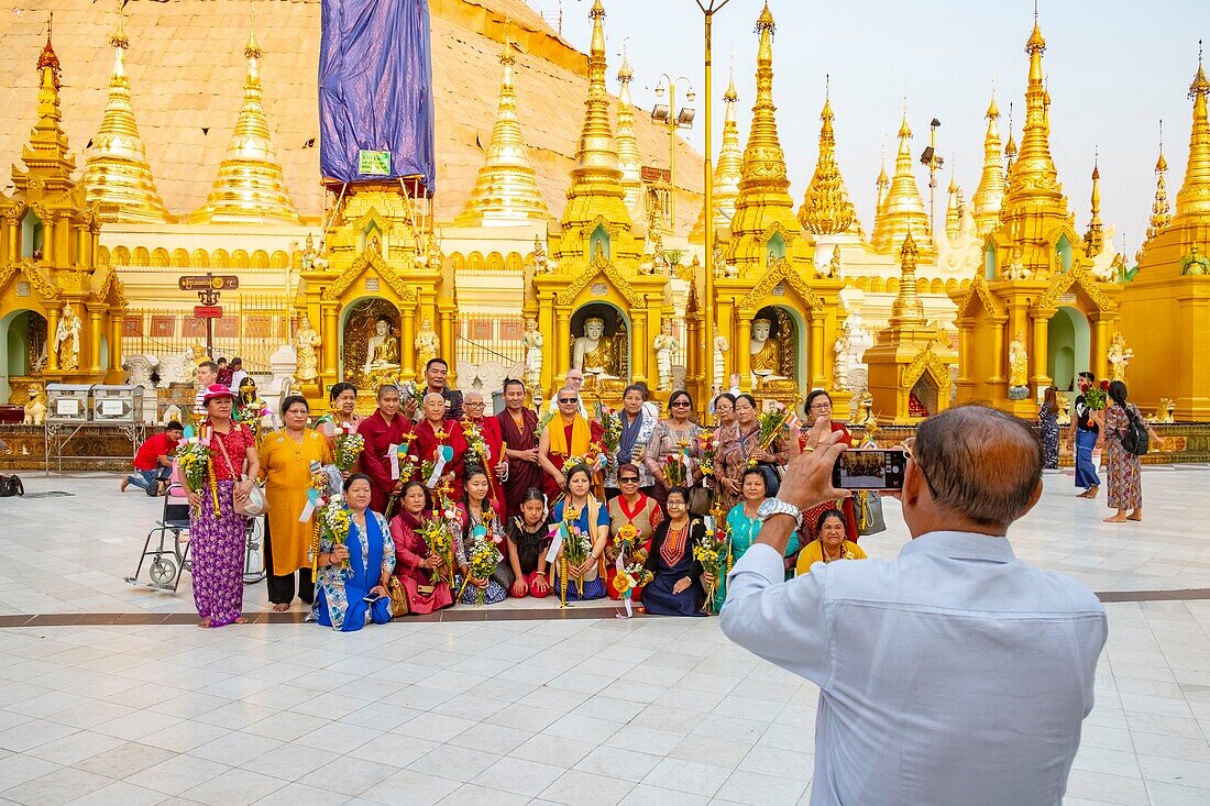 Myanmar (Burma), Yangon, Shwedagon Pagoda